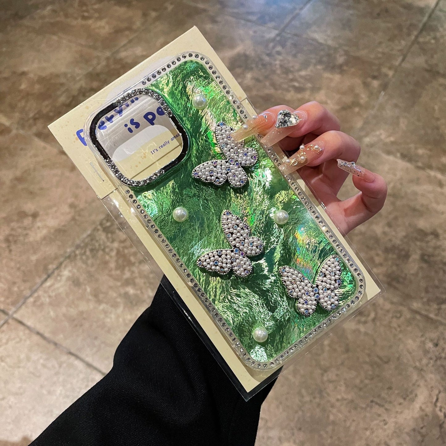 3D Pearl Butterfly Rhinestone Laser Shell Pattern Apple Phone Case