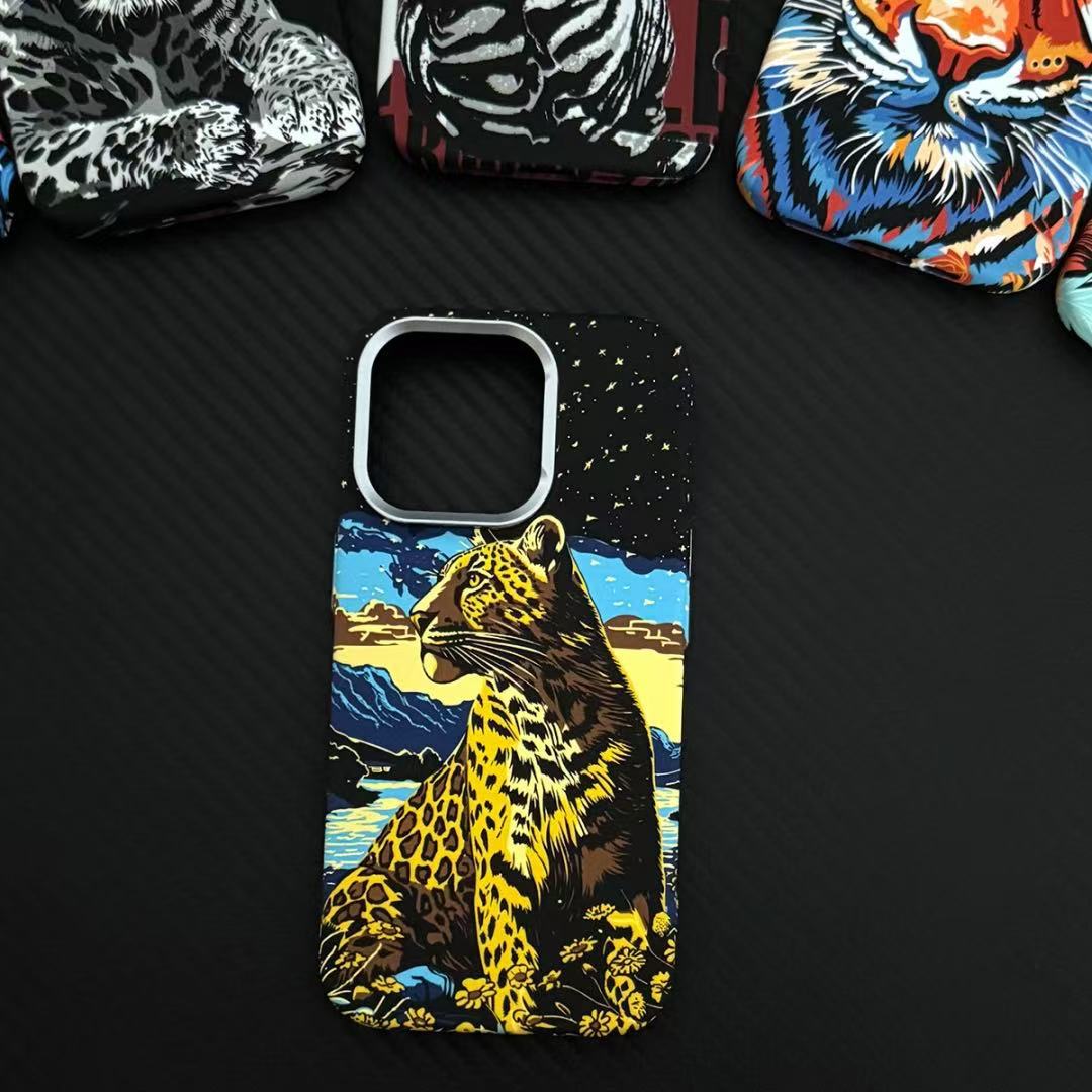 Luminous Embossed Magnetic Animal Apple Phone Case