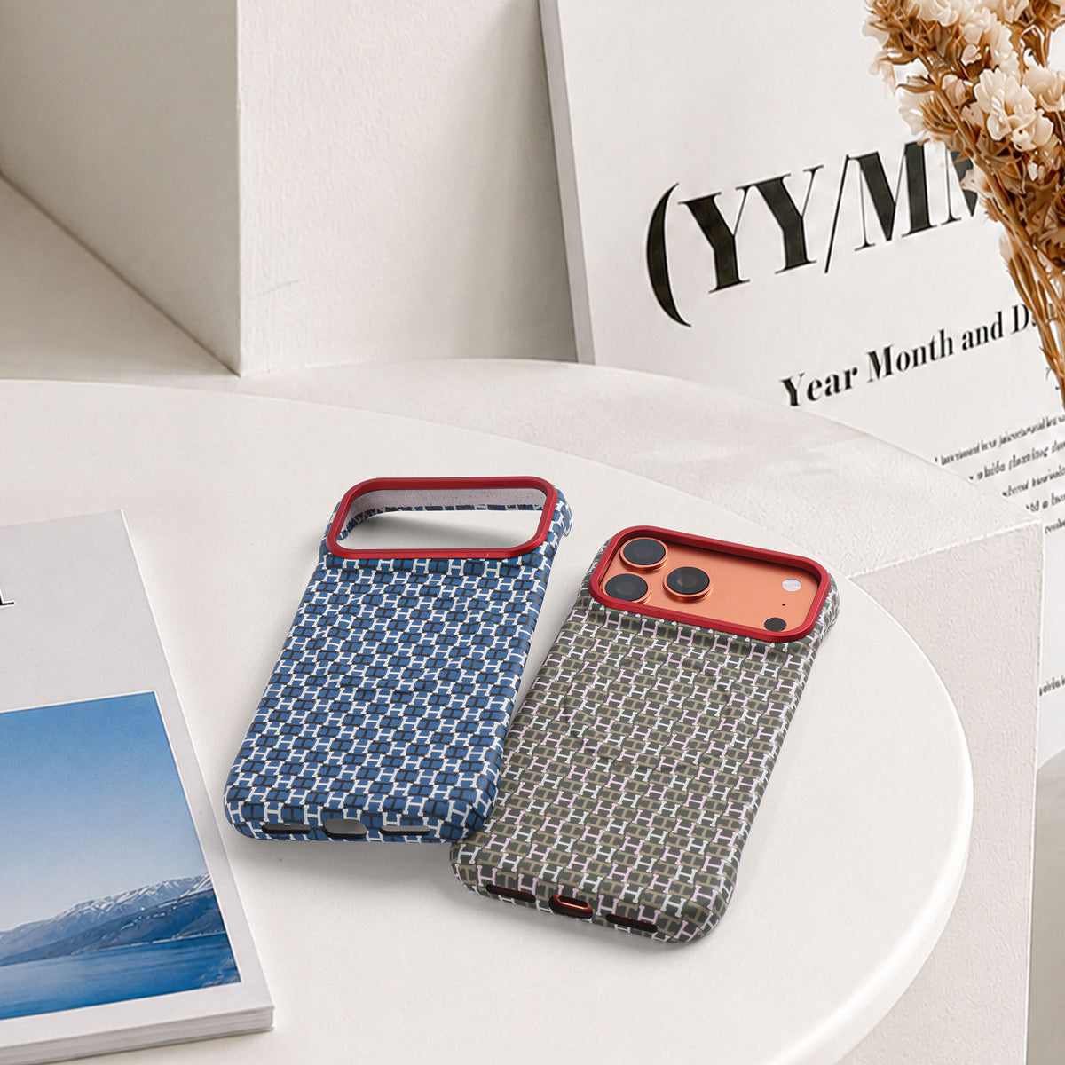 Simple solid color leather magnetic frameless Apple phone case