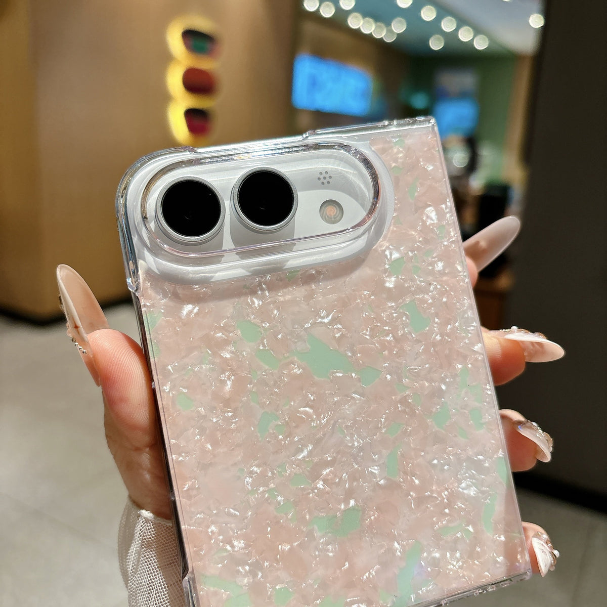 Luxury and stylish shell-patterned iPhone Duo phone case