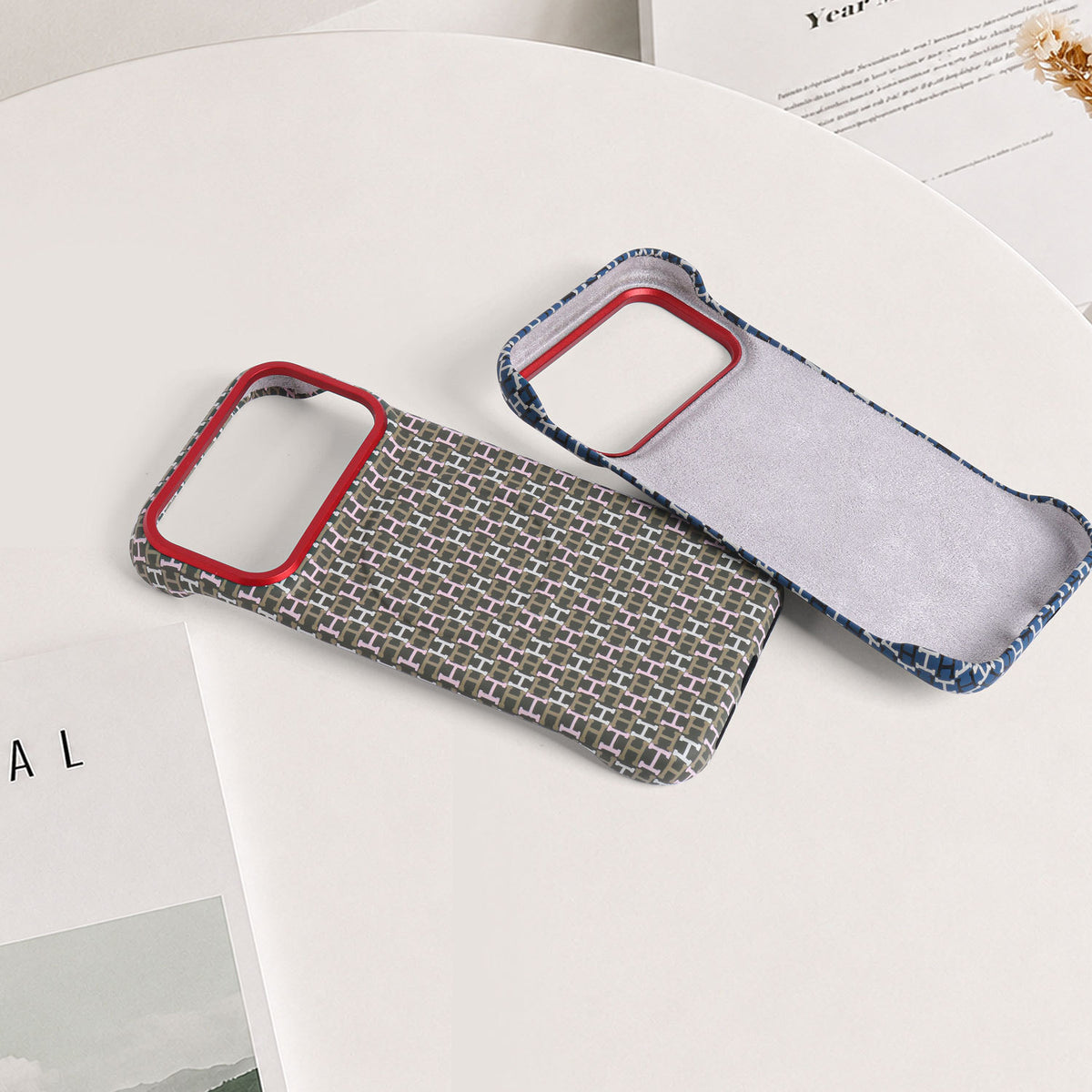 Simple solid color leather magnetic frameless Apple phone case