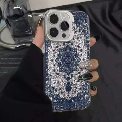 Totem Pattern Apple Phone Case