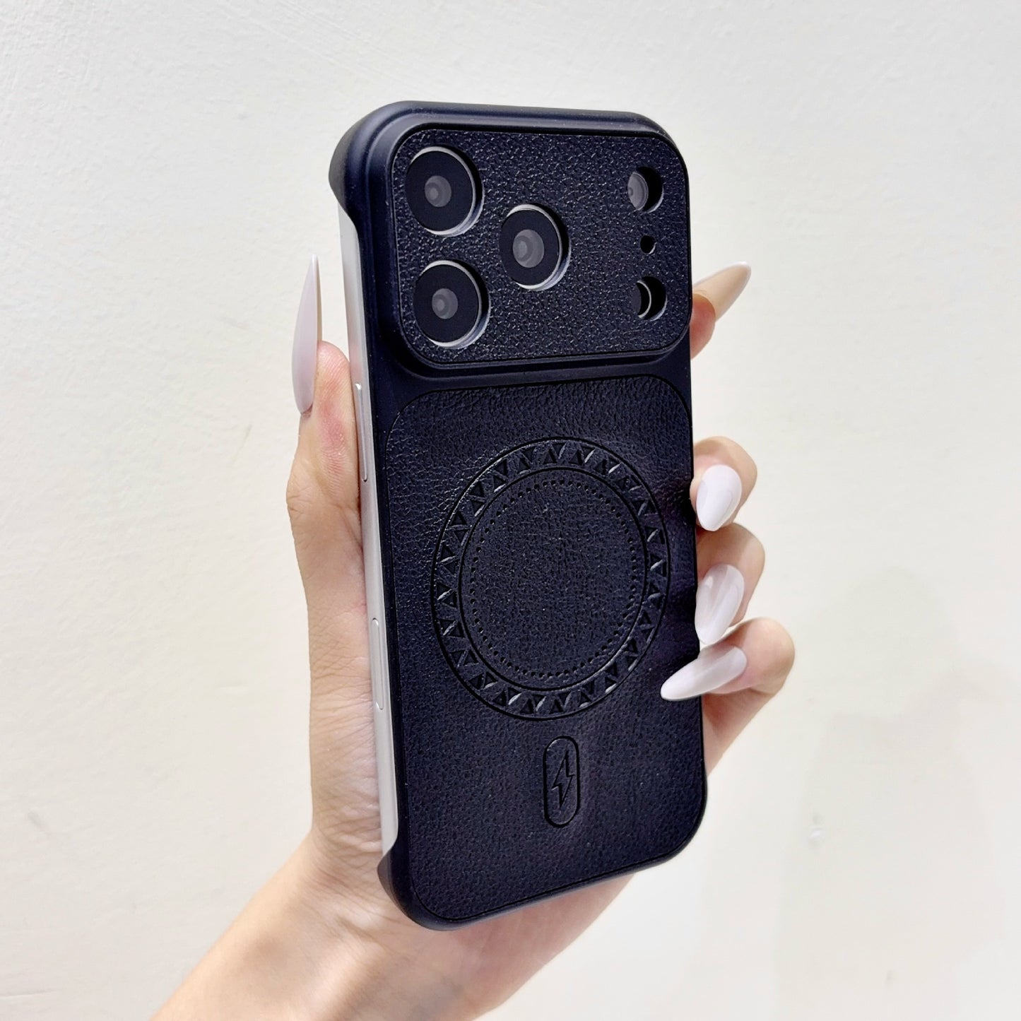 Lychee-patterned frameless magnetic Apple phone case
