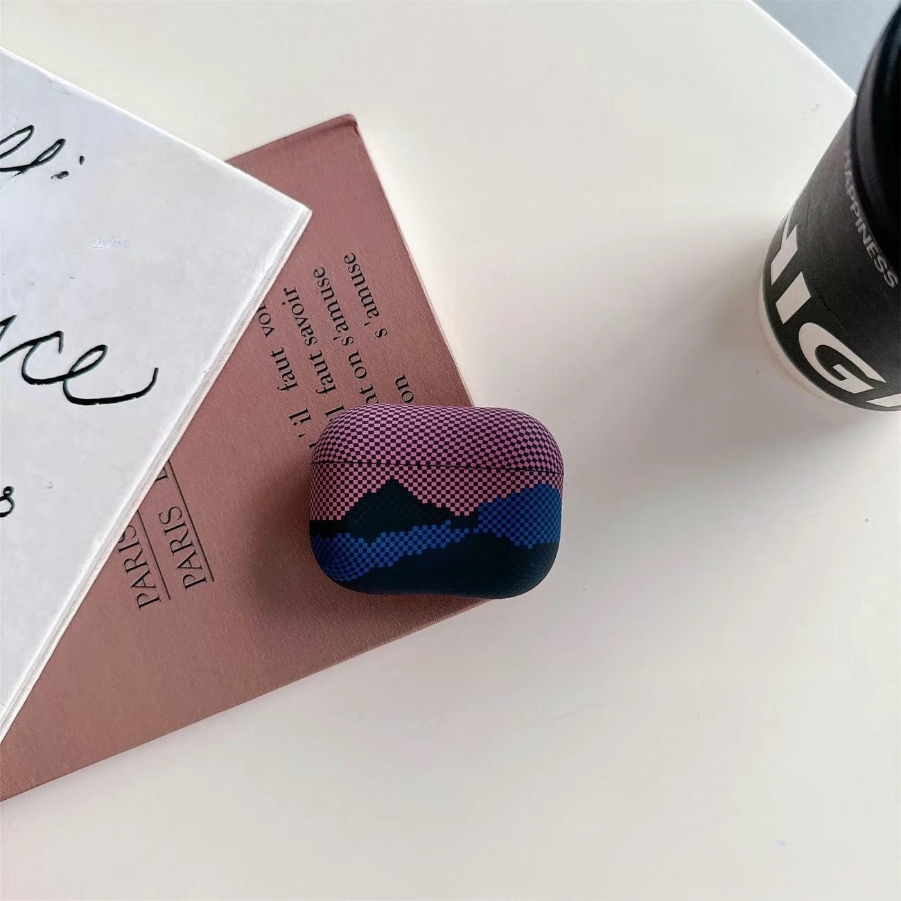 Matte Carbon Fiber Texture AirPods Case