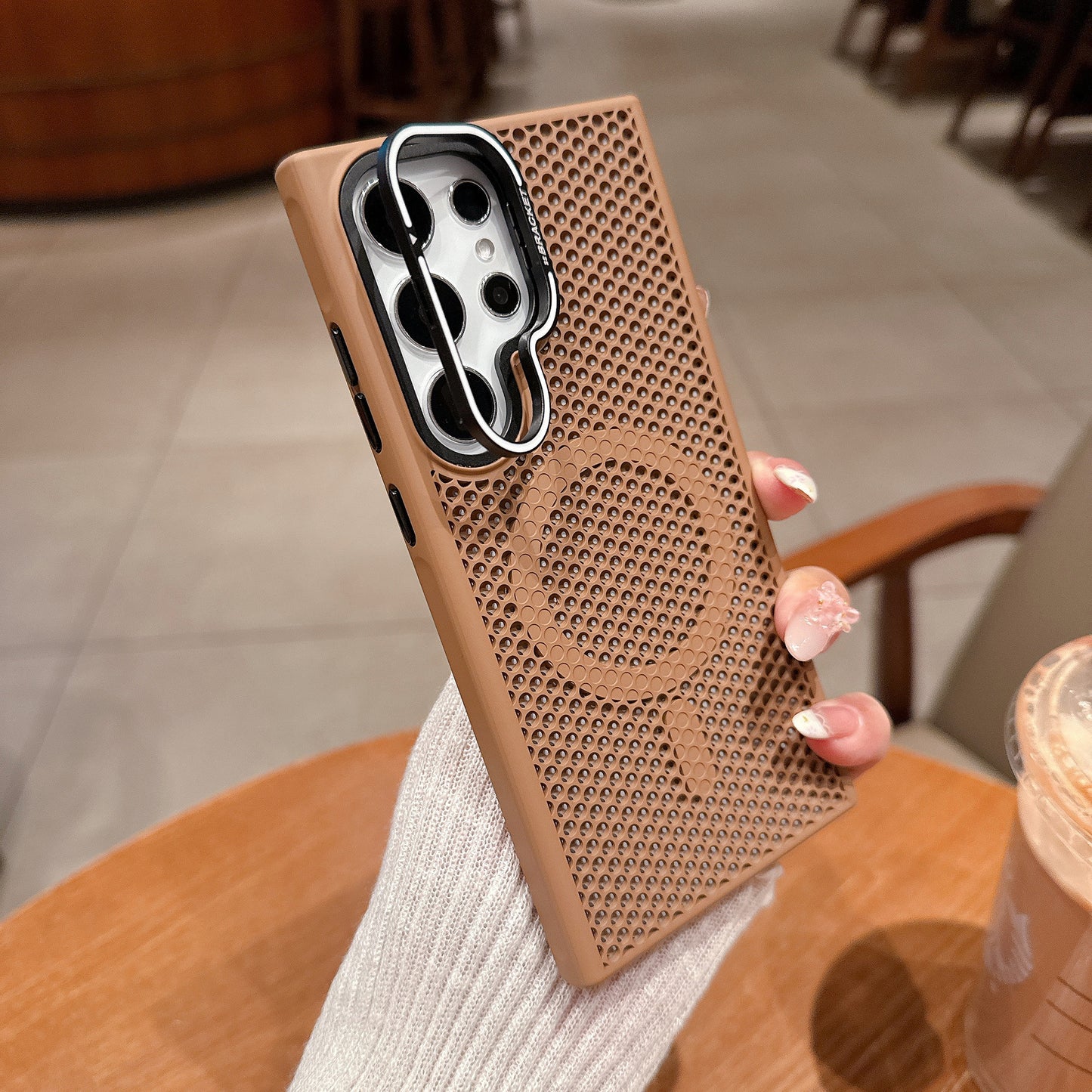 Honeycomb Mesh Bracket Magnetic Heat Dissipation Samsung Phone Case