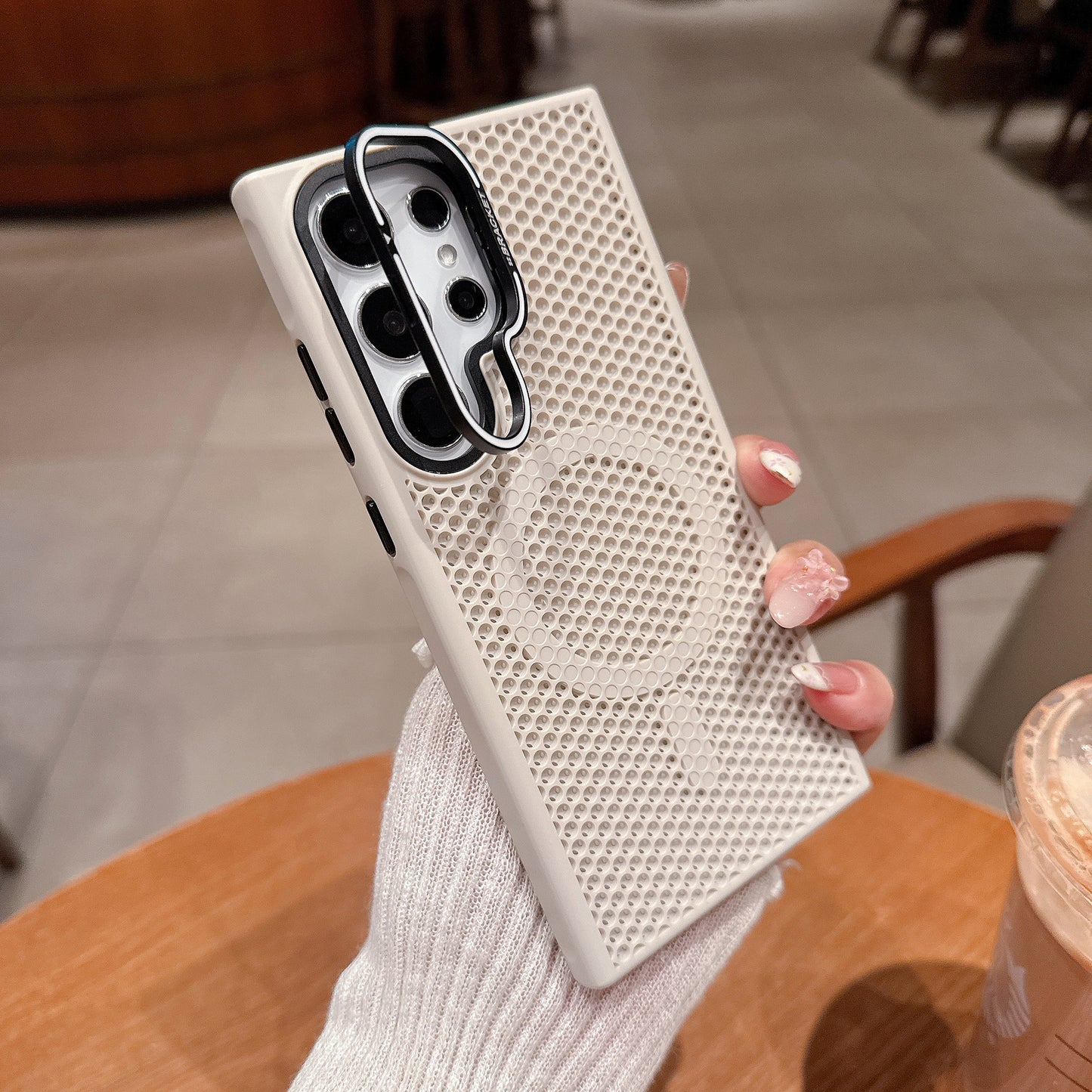 Honeycomb Mesh Bracket Magnetic Heat Dissipation Samsung Phone Case
