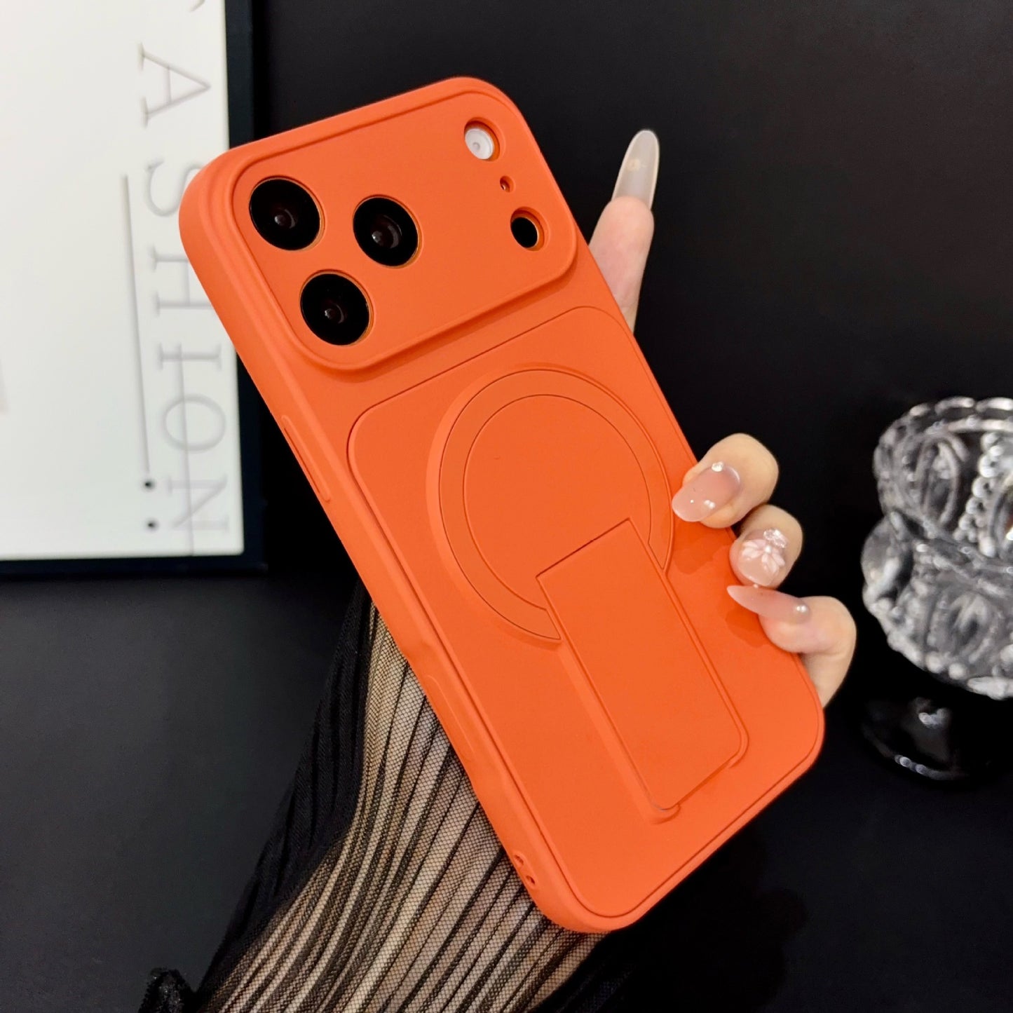 Painted Invisible Magnetic Stand Apple Phone Case