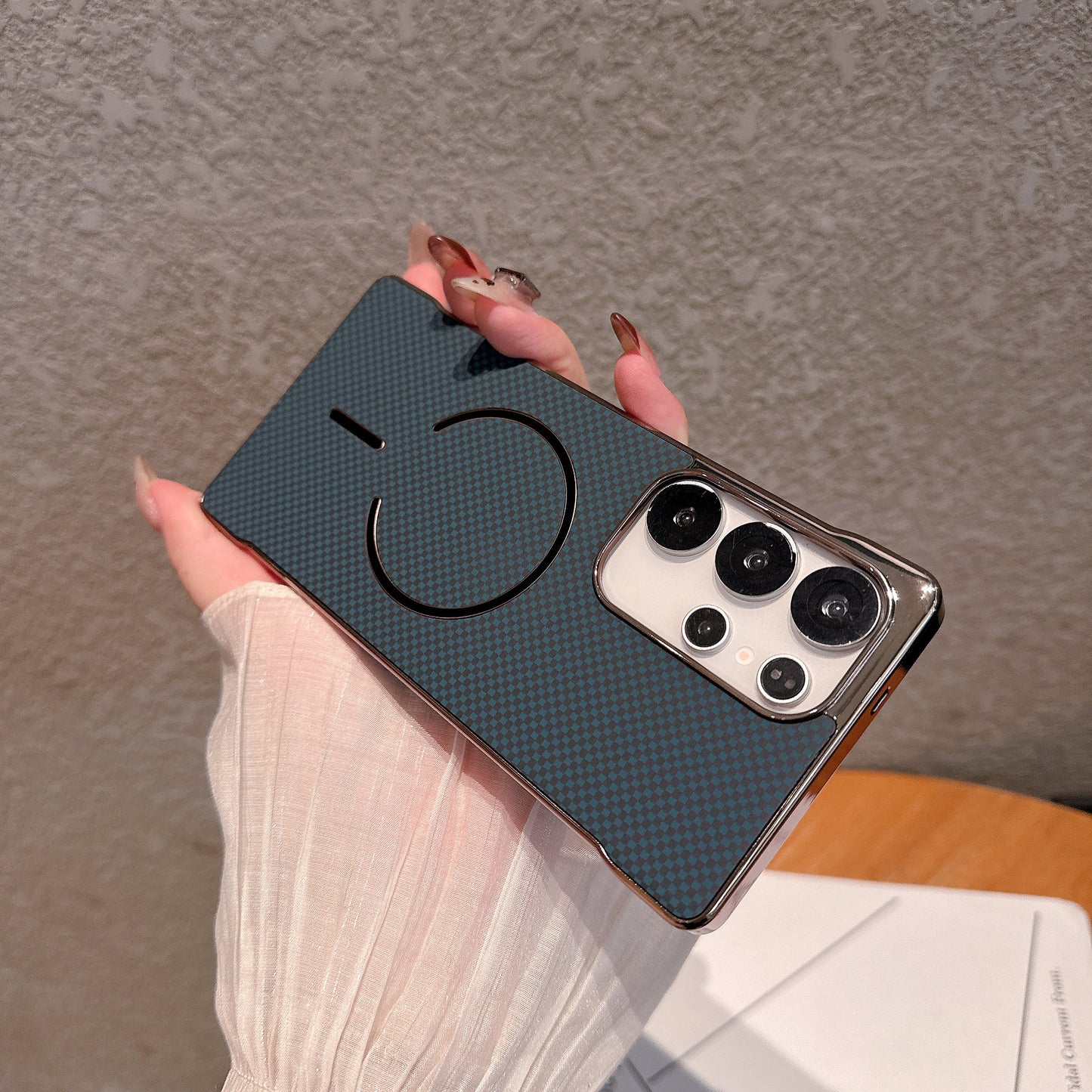 Frameless Kevlar Anti-drop Magnetic Samsung Phone Case