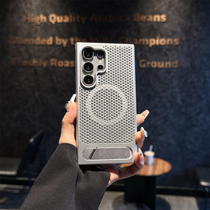 Hollow-out heat dissipation magnetic stand Samsung phone case