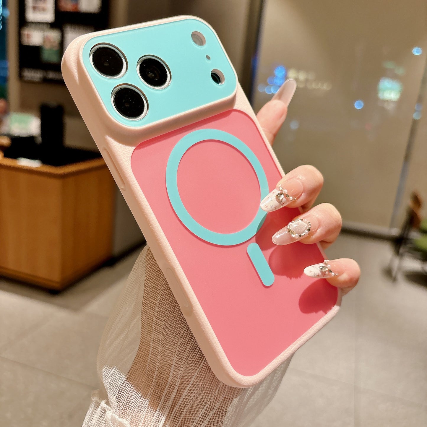 Dopamine-enhancing color-blocking magnetic Apple phone case