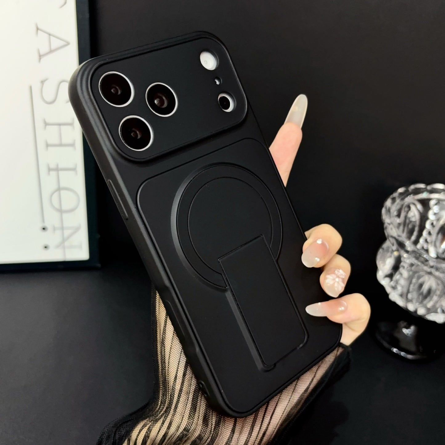Painted Invisible Magnetic Stand Apple Phone Case