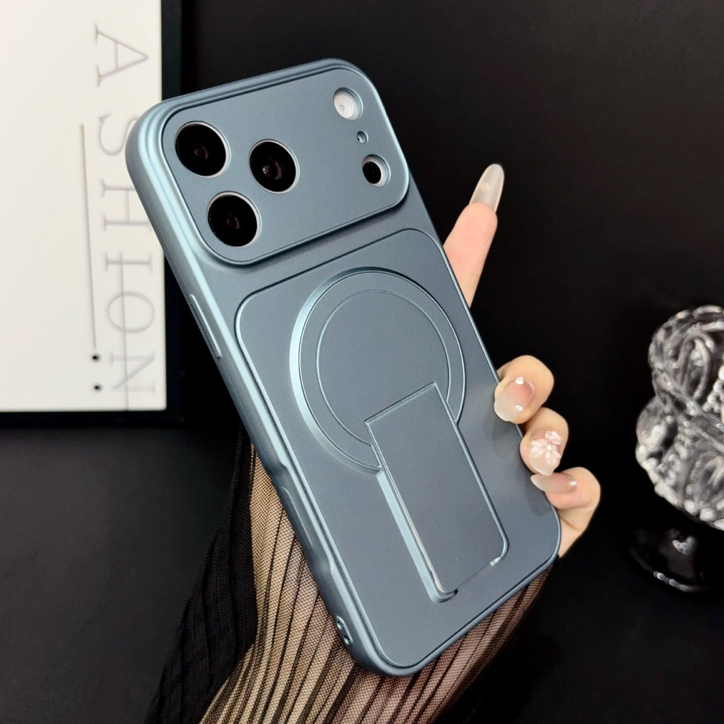 Painted Invisible Magnetic Stand Apple Phone Case