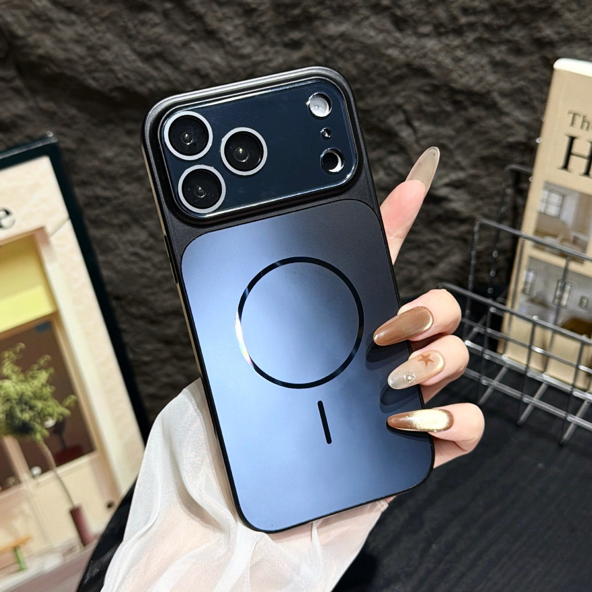 Flowing Light Thin Circle Magnetic Apple Phone Case