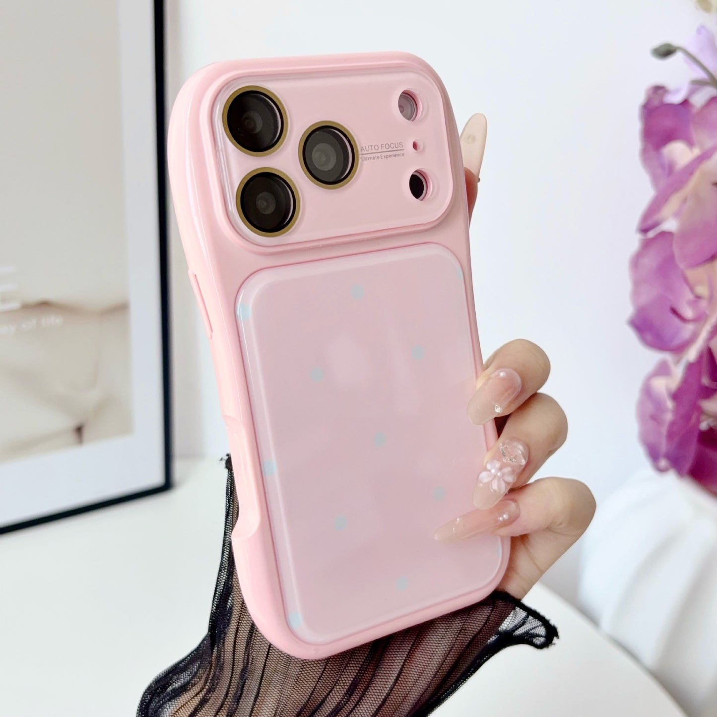 Slim Waist Polka Dot Creative Apple Phone Case