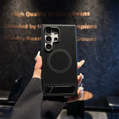 Hollow-out heat dissipation magnetic stand Samsung phone case
