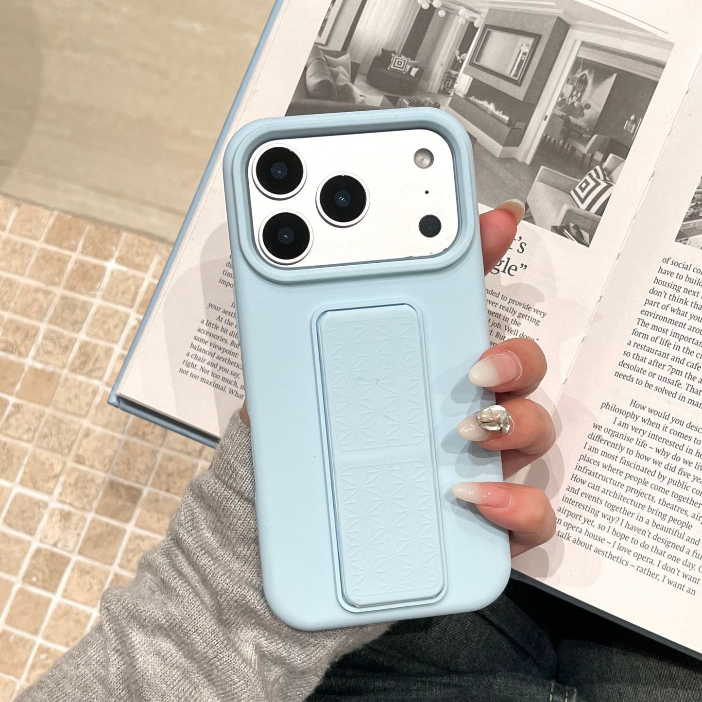 iPhone Case with Integrated Foldable Stand