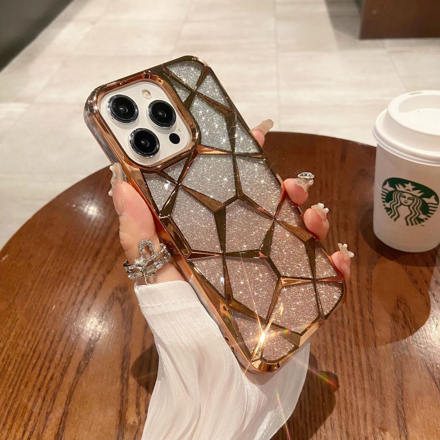 Electroplated diamond-patterned gradient glitter Apple phone case