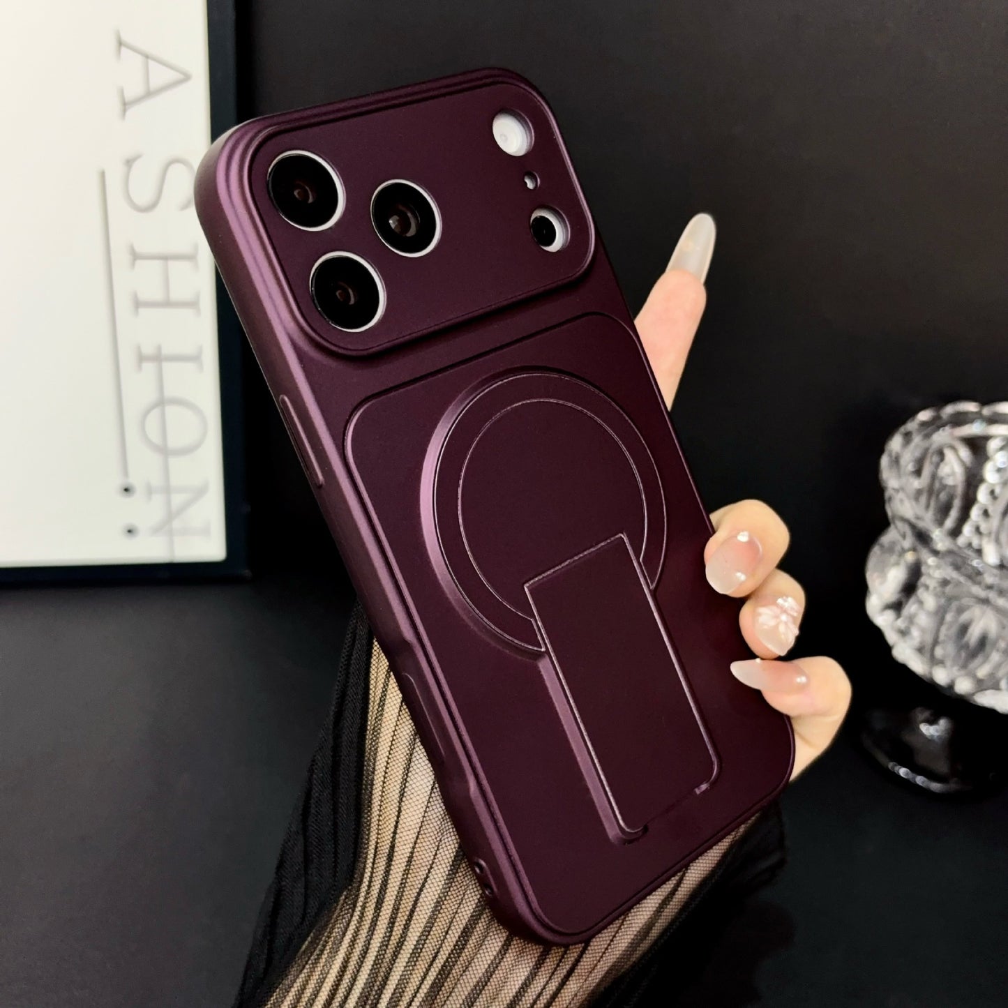 Painted Invisible Magnetic Stand Apple Phone Case