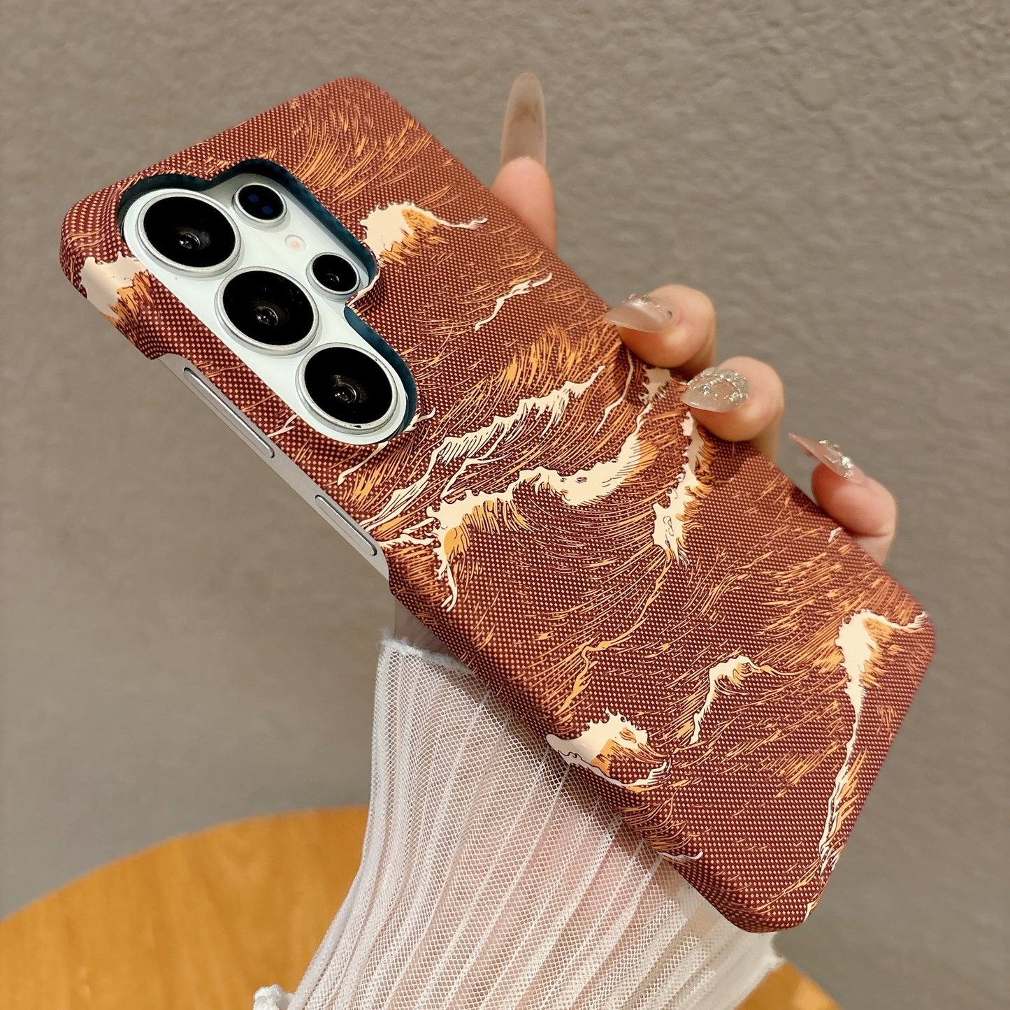 Ultra-thin water-reflective Kevlar textured Samsung phone case