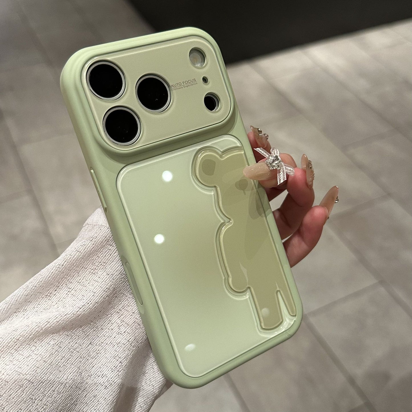 Gradient 3D Bear Apple Phone Case