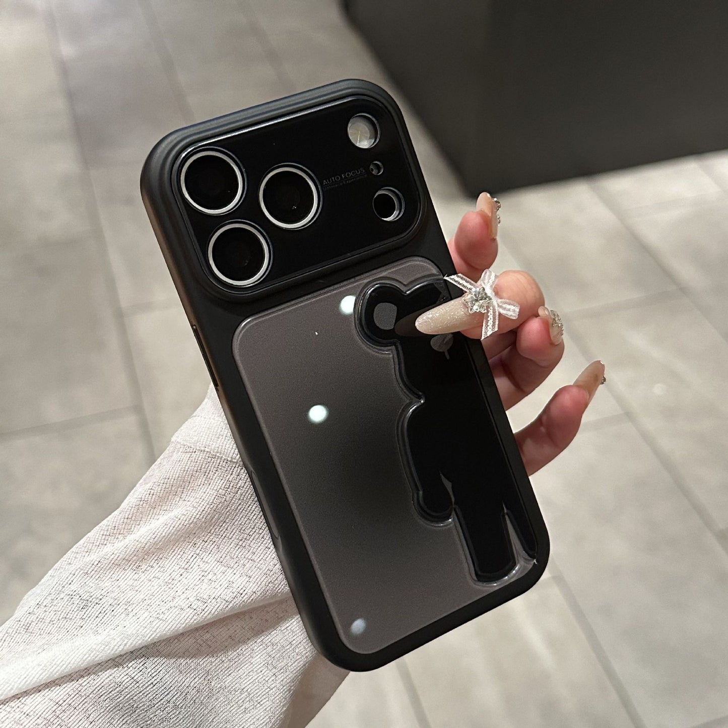Gradient 3D Bear Apple Phone Case