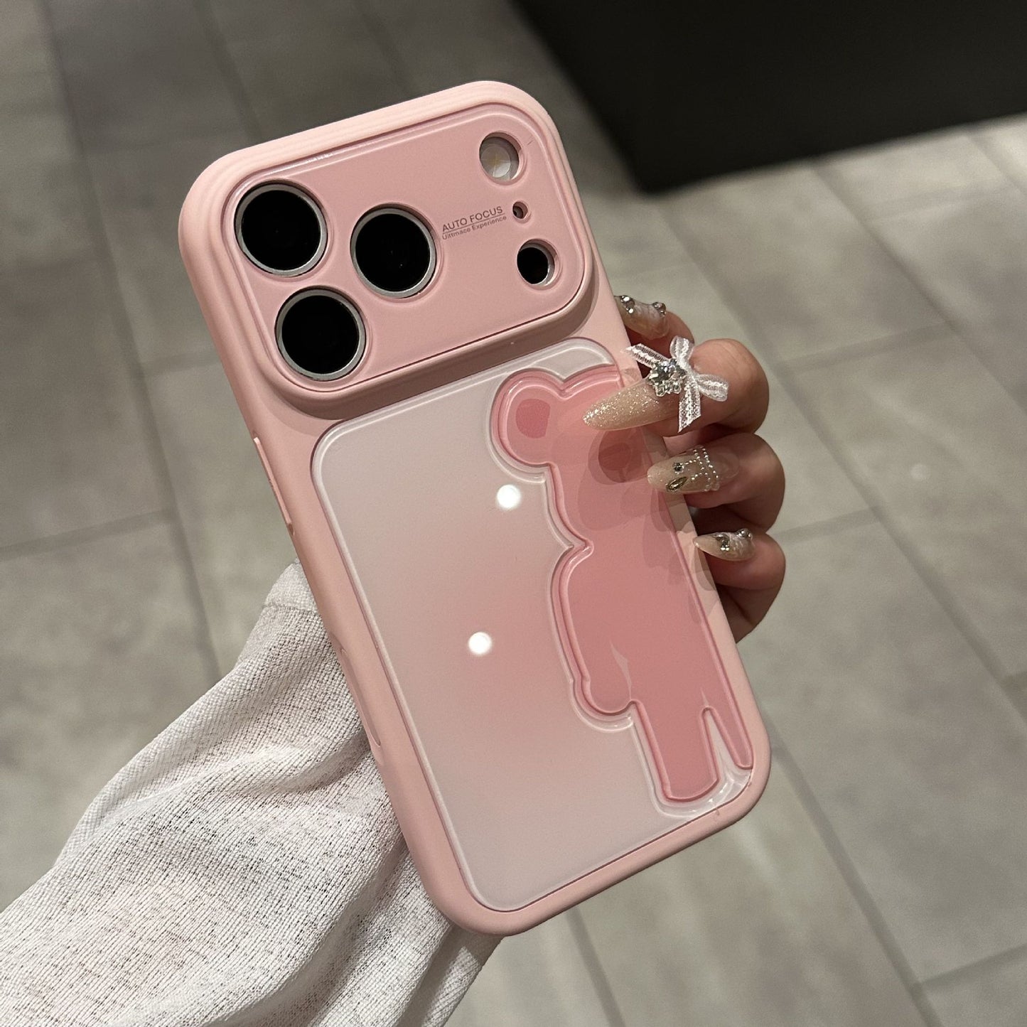 Gradient 3D Bear Apple Phone Case